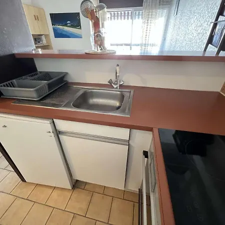 Apartment Calme Proche Et Commerces, Animaux Admis - Fr-1-702-44