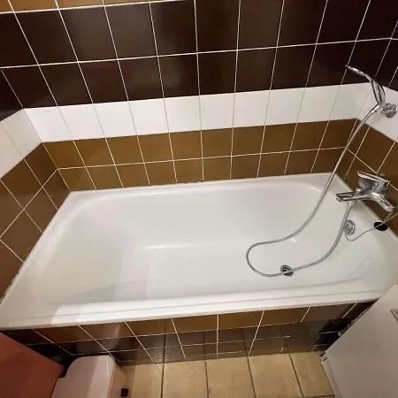 Apartamento Calme Proche Et Commerces, Animaux Admis - Fr-1-702-44 *