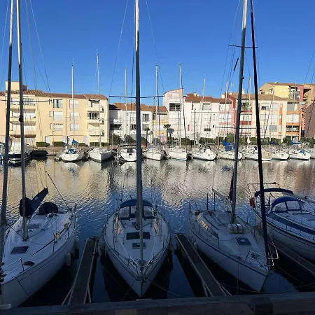 Apartment Pres Port Et Plage, Calme, Commerces A 100m, Animaux Acceptes - Fr-1-702-44