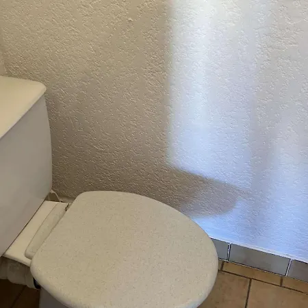 Apartamento Calme Proche Et Commerces, Animaux Admis - Fr-1-702-44