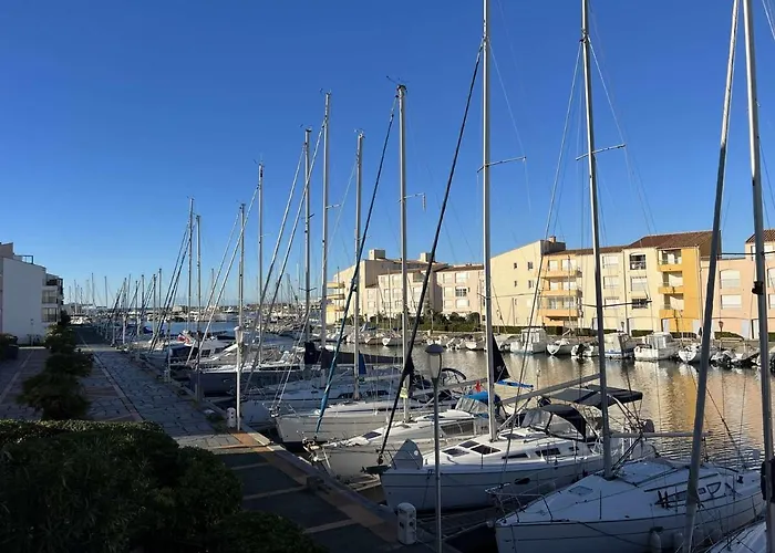 Apartment Calme Proche Et Commerces, Animaux Admis - Fr-1-702-44 Agde